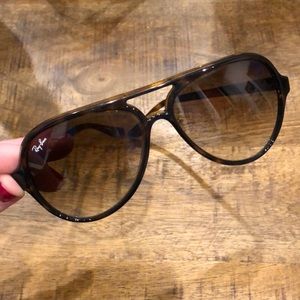 Ray-Ban CATS 5000 sunglasses
